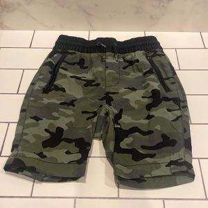 GAP Kids Camouflage Shorts - Green and Black